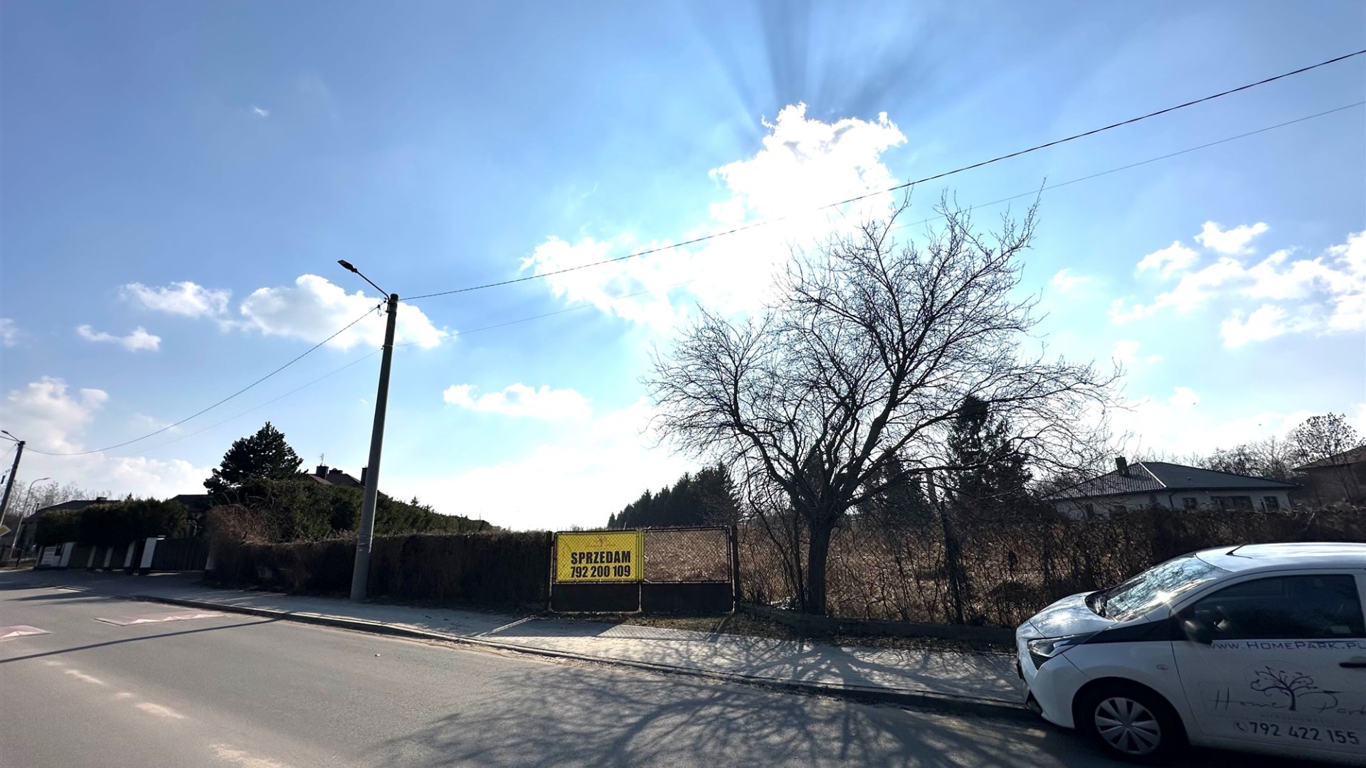 Działka na sprzedaż