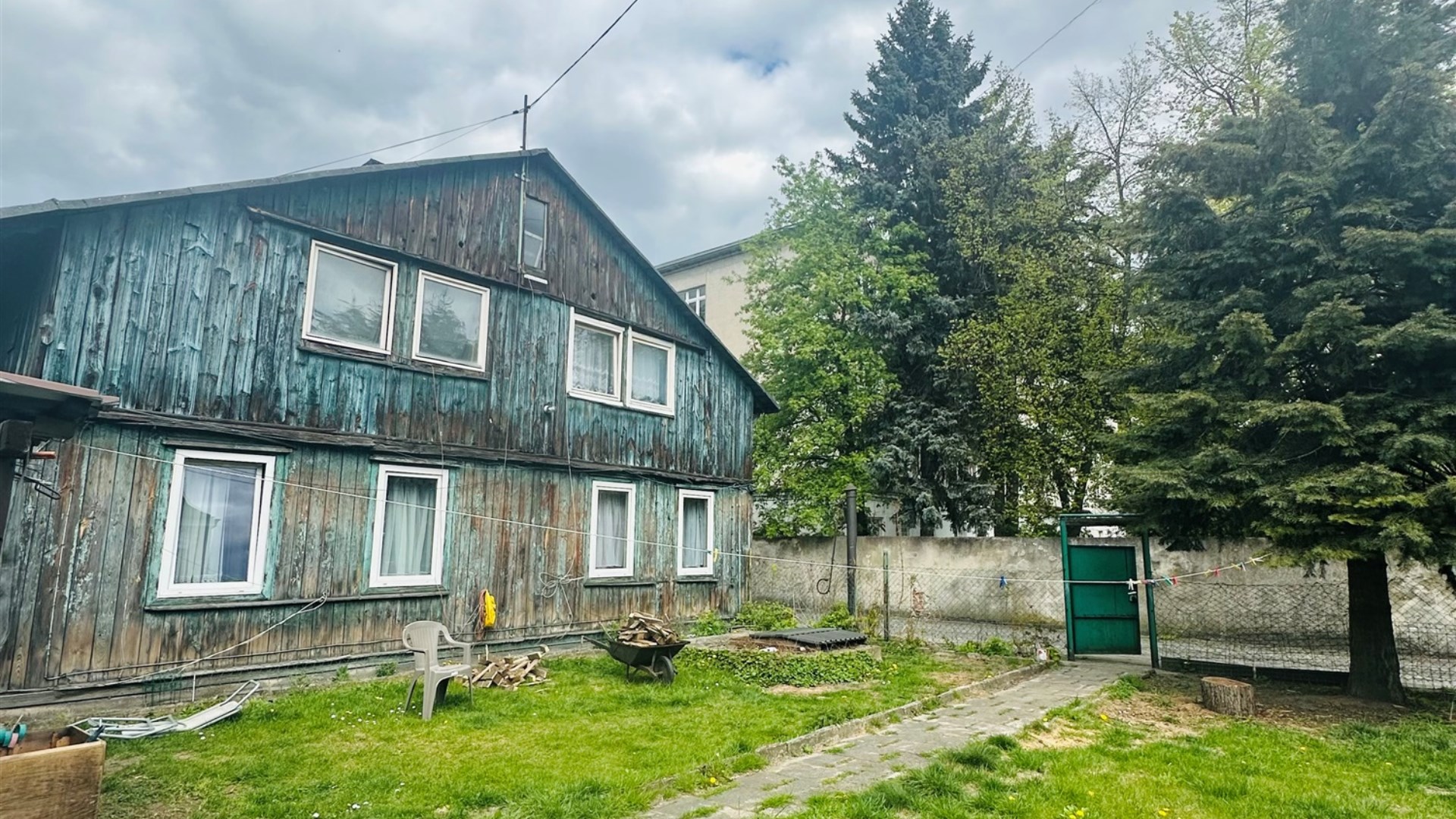 Działka na sprzedaż
