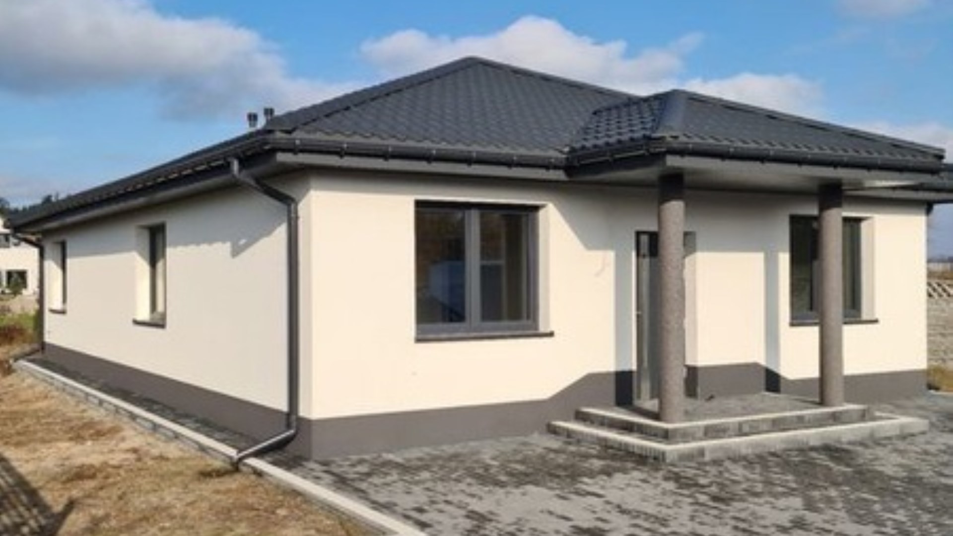 Dom na sprzedaż